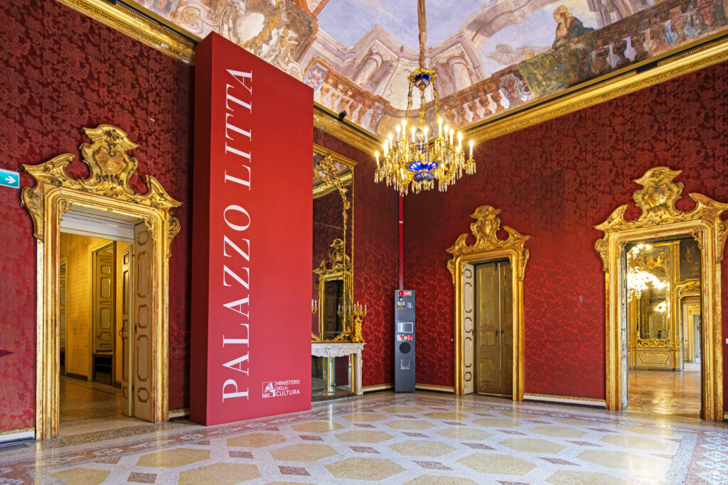 Palazzo Litta Sala Rossa_0017 ©Roberto Morelli_m